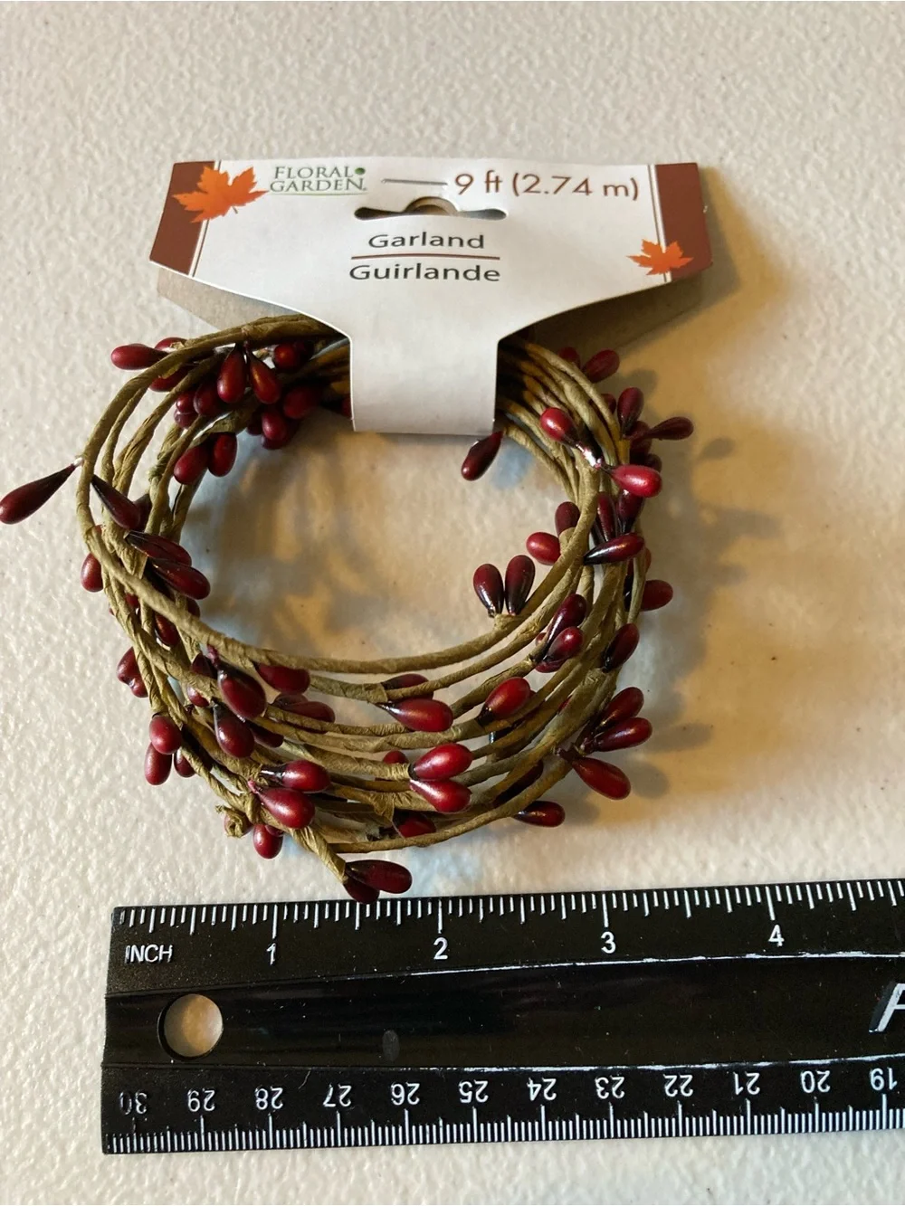 Floral Garden Artificial Berry Garland 9 ft Red Brown Plastic Seasonal Lot of 2